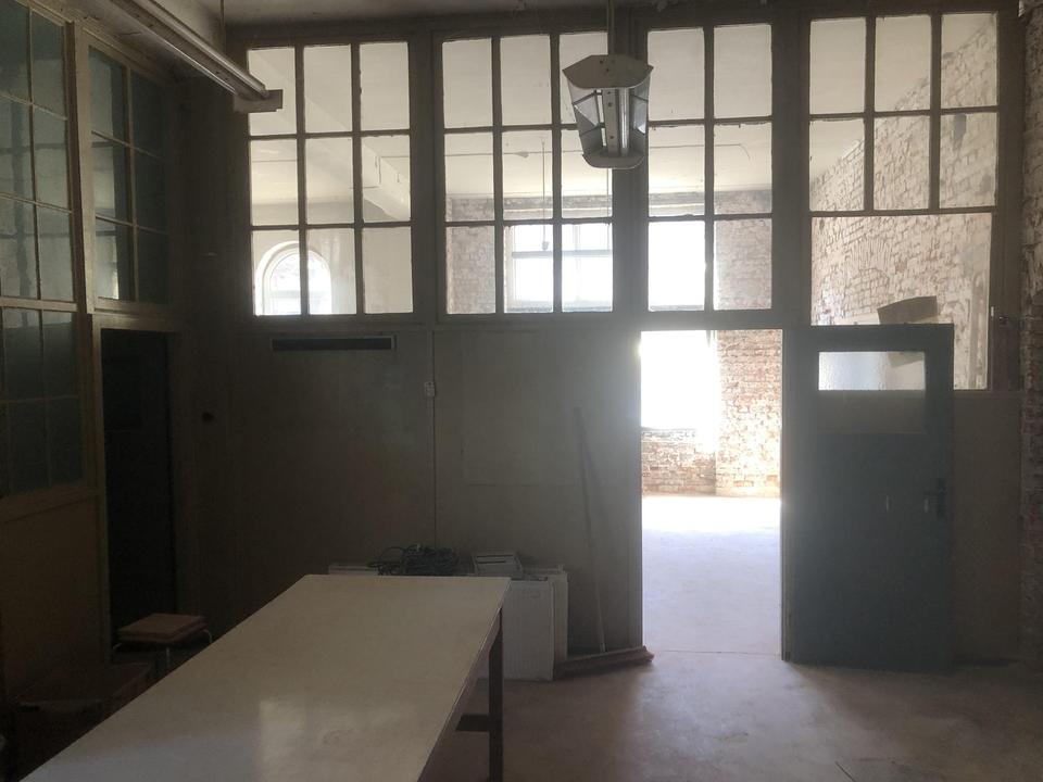 Werkstatt / Atelier / Studio im ruhigen Hinterhof – 131 m² zentral gelegen – Bild 4