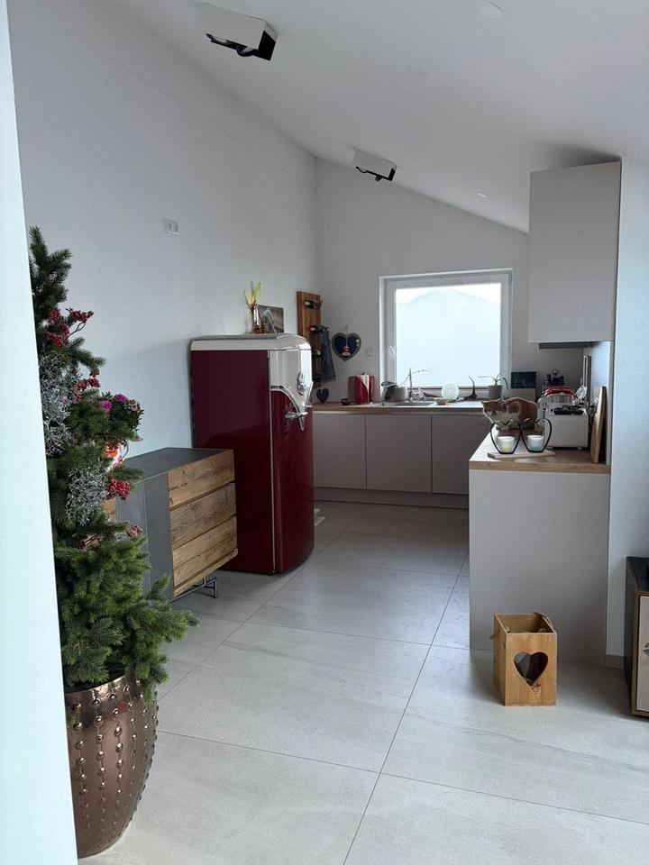 Dachgeschosswohnung in Premiumlage mit Panoramablick – Bild 3