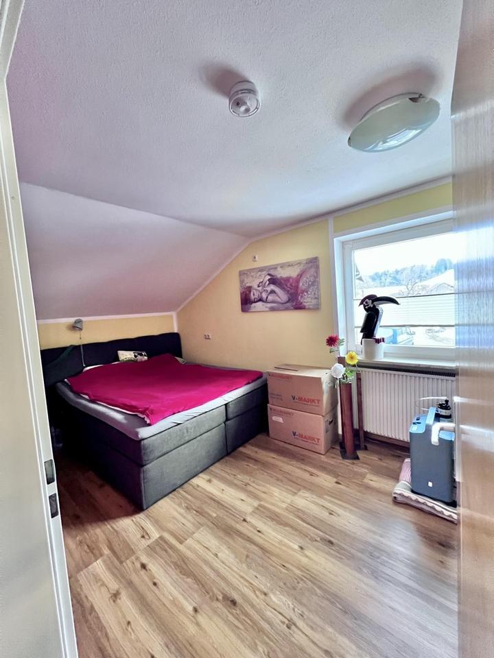 Idyllisch gelegene 5 Zimmer Wohnung – Bild 16