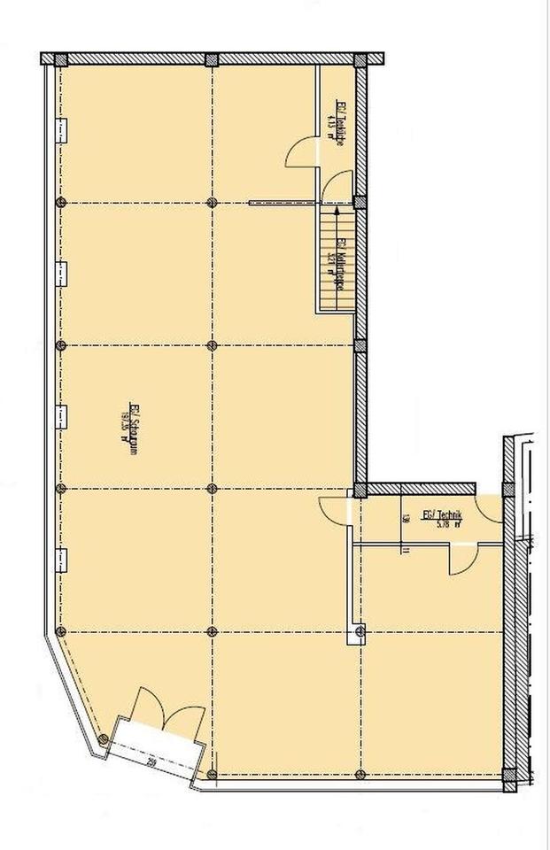 Gewerbefläche an gut frequentierter Straße mit 30 m umlaufender Schaufensterfront – Bild 7
