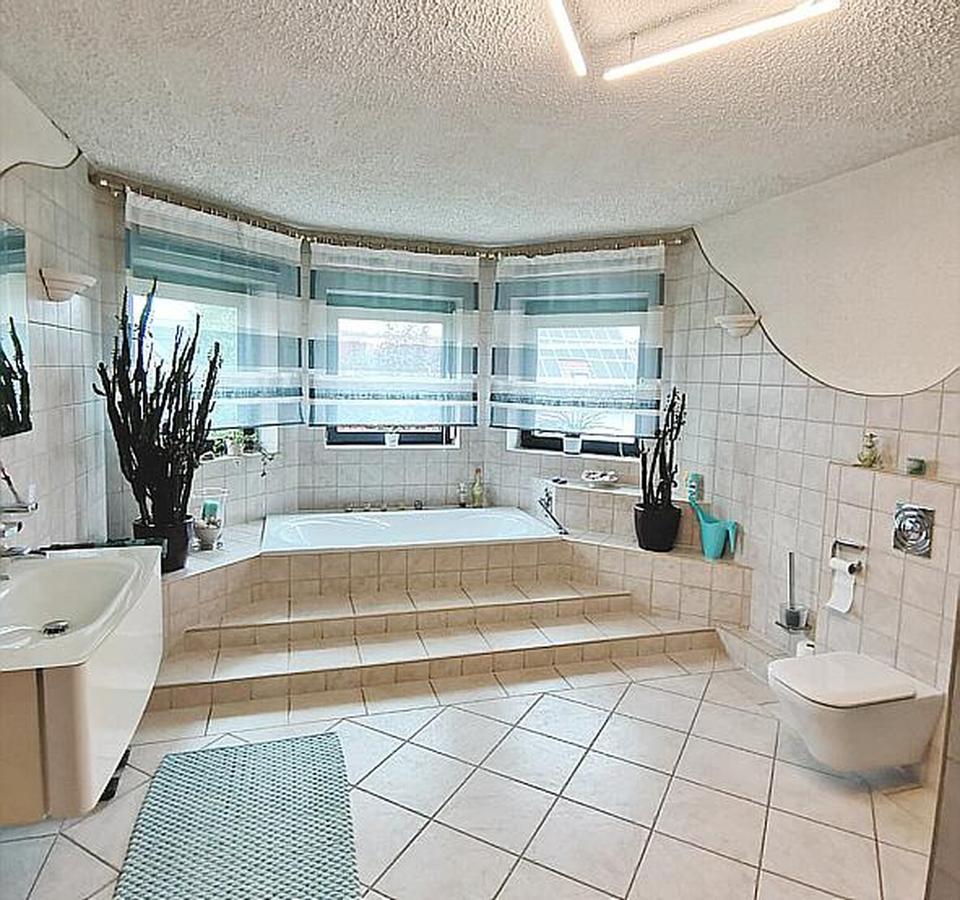 Modernes Einfamilienhaus mit neuer Heizung! Sehr gepflegt! – Bild 7