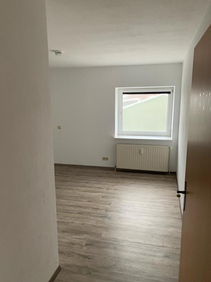 Weddelbrook - Schöne, große renovierte 3 Zimmer Wohnung mit Terrasse ab sofort – Bild 11