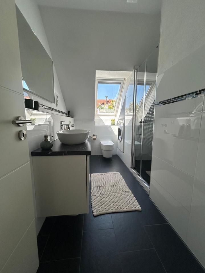 Lichtdurchflutete Maisonettewohnung mit Reihenhauscharakter – Bild 5