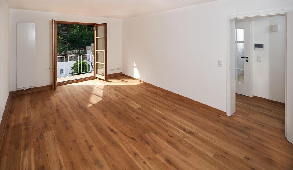 Kernsaniertes Dreifamilienhaus mit Einliegerwohnung in Stuttgart – Bild 6