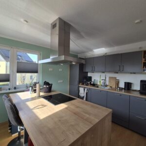 Komfortwohnung mit Wintergarten und Balkon in ruhiger Stadtrandlage