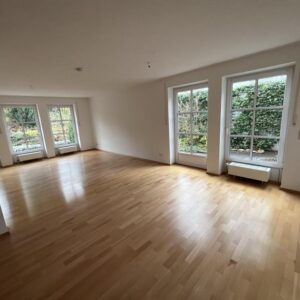 Energetisch top sanierte Doppelhaushälfte am Moniberg (Landshut)