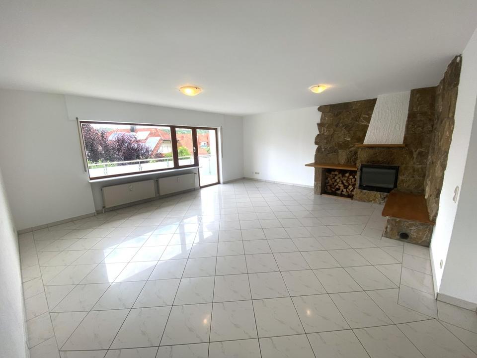 DHH ca. 170 qm Wohnfläche Balkon Carport Stellfläche Garten – Bild 4