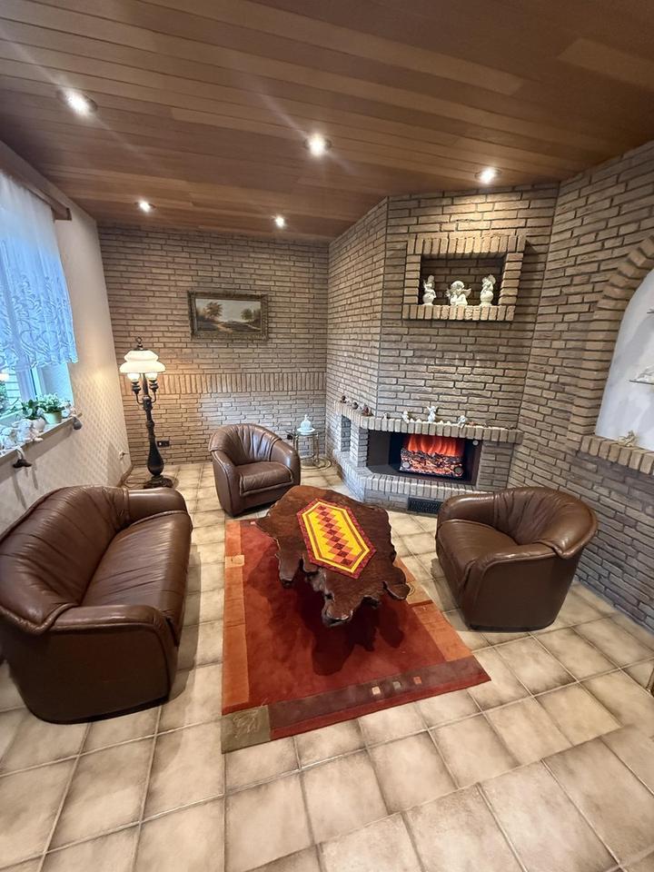 Großzügiges Einfamilienhaus mit Garten, Doppelgarage & vielseitigen Nutzungsmöglichkeiten – Bild 31