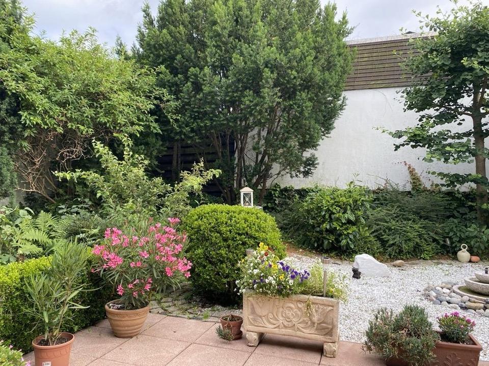 Großzügiges Reihenmittelhaus in Muffendorf mit Einliegerwohnung und sonnigem Atriumgarten – Bild 8