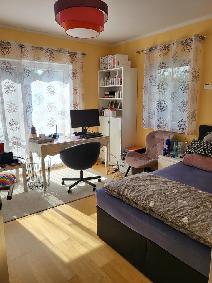 Schönes EFH mit exklusiver Ausstattung – Bild 8