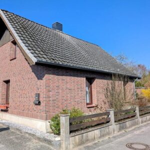 Großes Einfamilienhaus mit viel Potential in 29574 Ebstorf