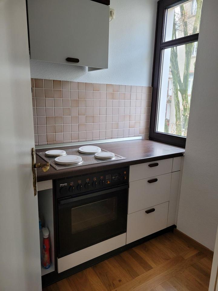 2-Zimmer-Wohnung Nähe Bockenheimer Warte - komplett möbliert – Bild 6