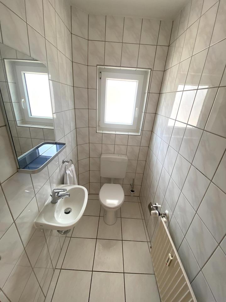 DHH ca. 170 qm Wohnfläche Balkon Carport Stellfläche Garten – Bild 19