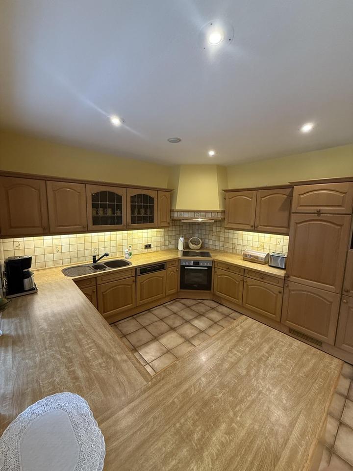 Großzügiges Einfamilienhaus mit Garten, Doppelgarage & vielseitigen Nutzungsmöglichkeiten – Bild 21