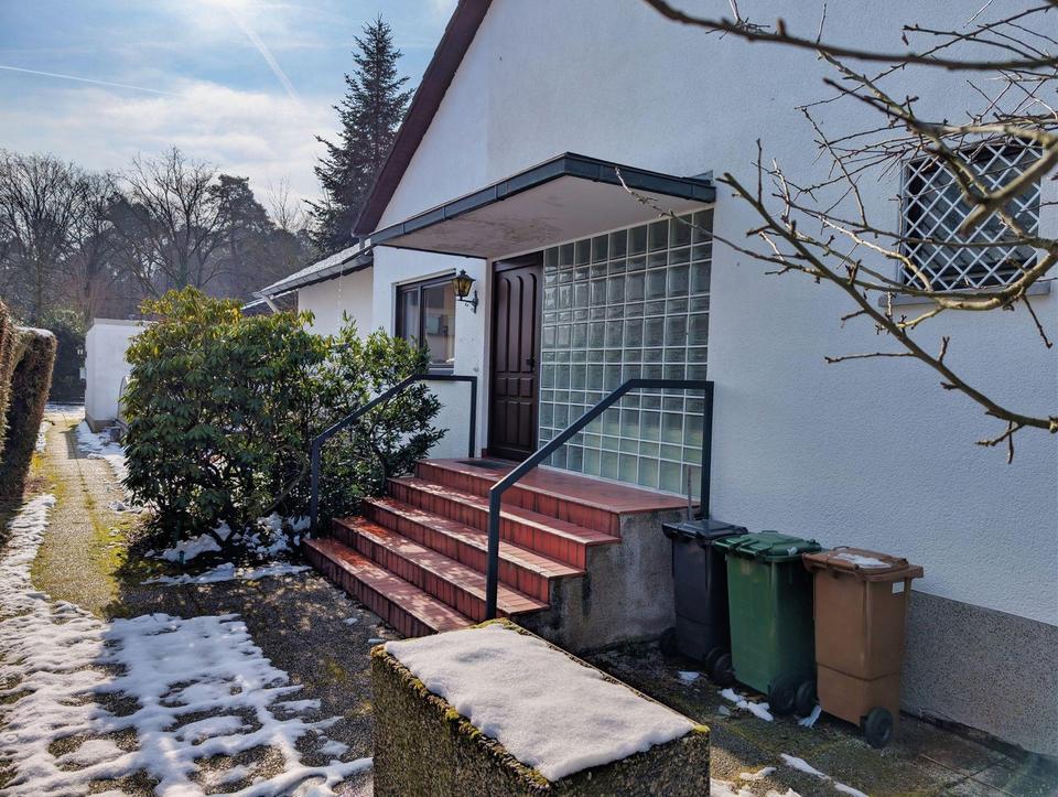 Bungalow mit großem Grundstück ruhig und verkehrsgünstig gelegen – Bild 3