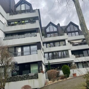 Schöne 3 Zimmer-Wohnung in zentraler Lage von Bensberg