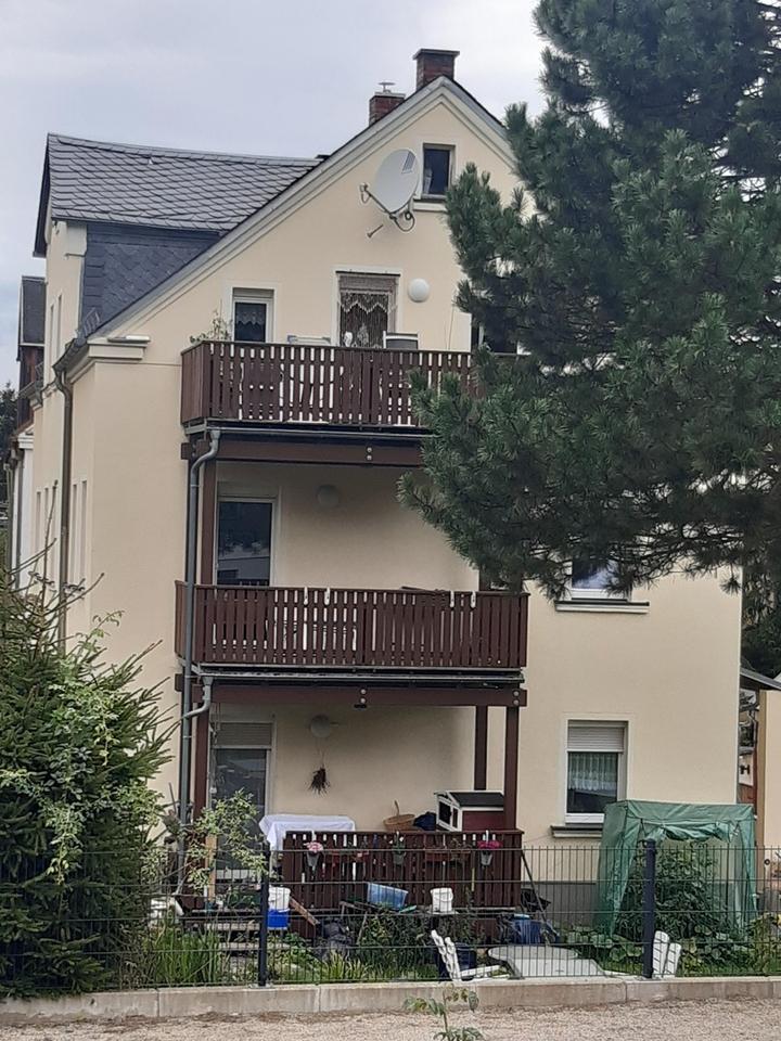 Sonnige 4-Zimmer-Wohnung mit Terasse und großem Garten am Waldrand – Bild 5