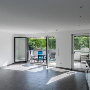 Moderne 2-Zi Wohnung in Stuttgart-West mit Terrasse, EBK, Aufzug, Tiefgarage, Wallbox