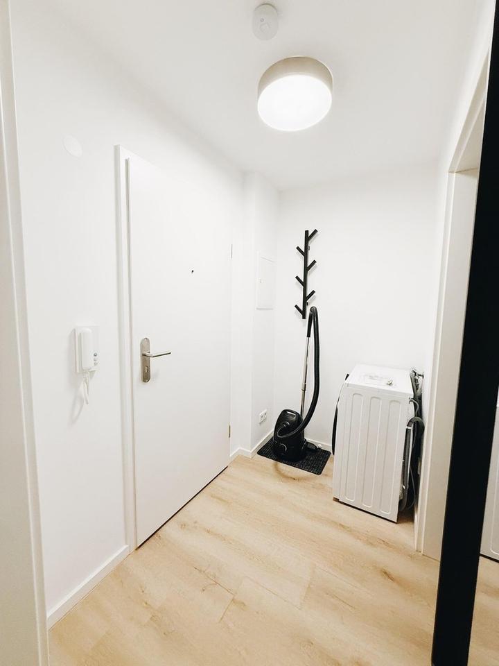 Helles Apartment mit Terase (Frisch saniert + Vollmöbliert) – Bild 10