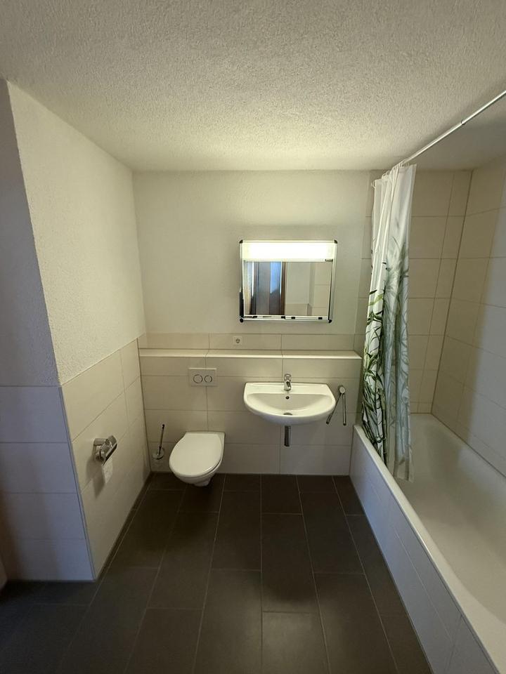 Gepflegtes Dreifamilienhaus mit Weitblick und attraktiven Extras – Bild 16