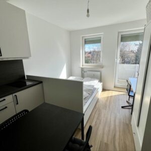 +++ Möbliert | Kernsanierte, Helle 1-Zimmer Wohnung mit Balkon in München-Giesing +++