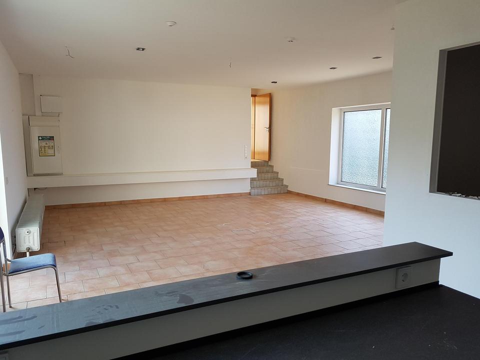 Ansprechendes freistehendes Ein-/Zweifamilienhaus + Anbau und separatem Eingang in Limbach – Bild 8