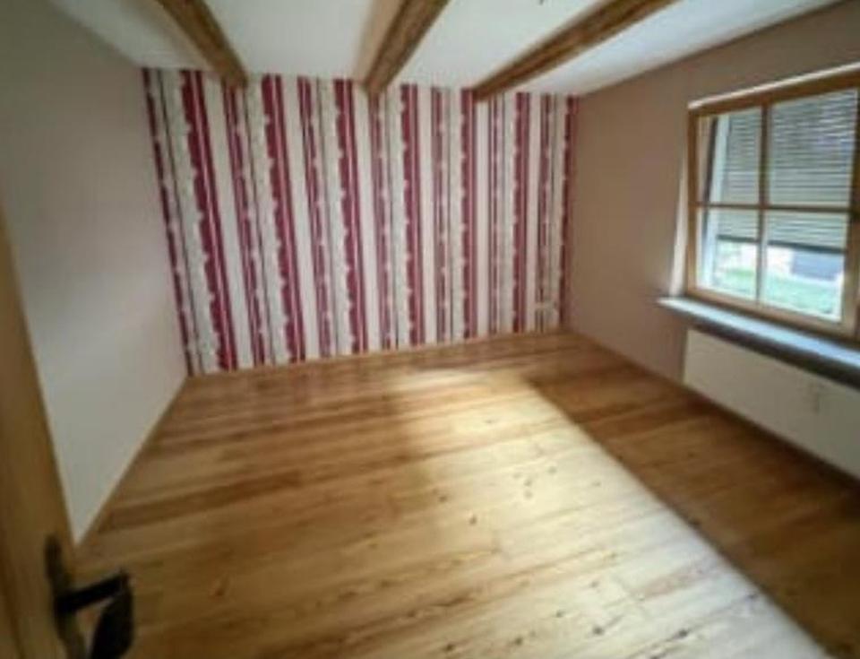 Gepflegtes Stadthaus mit Garten und Terrasse – Bild 35