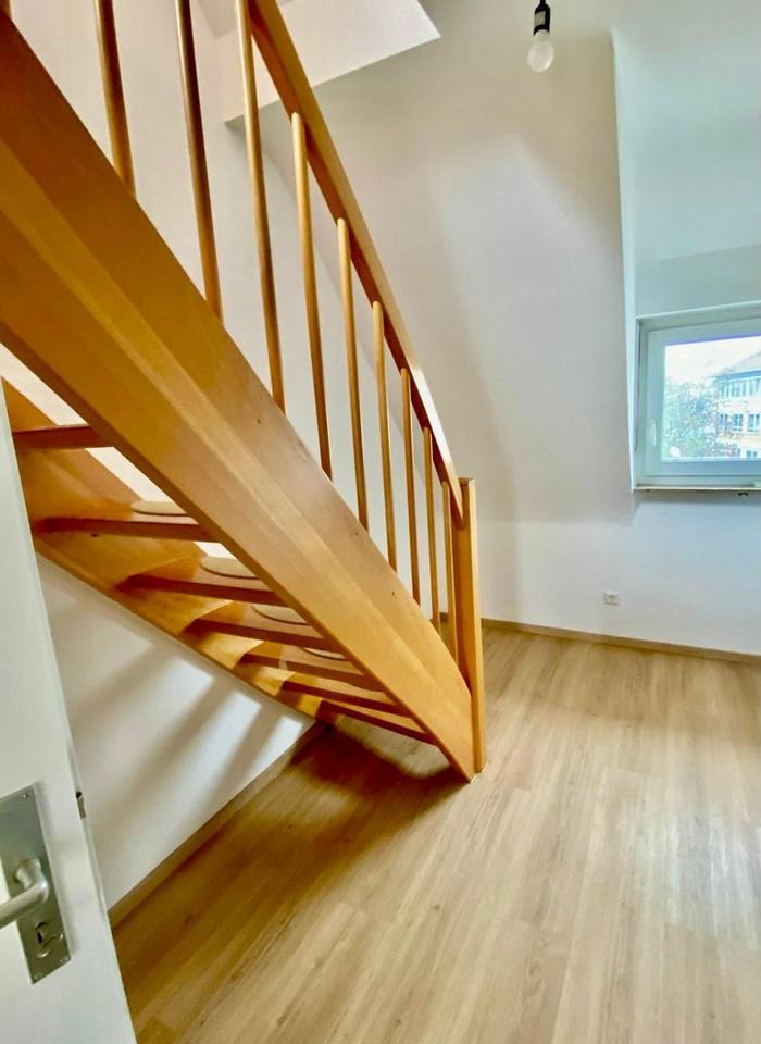 Helle 4 Zimmer DG-Wohnung in Stuttgart Ost – Bild 4