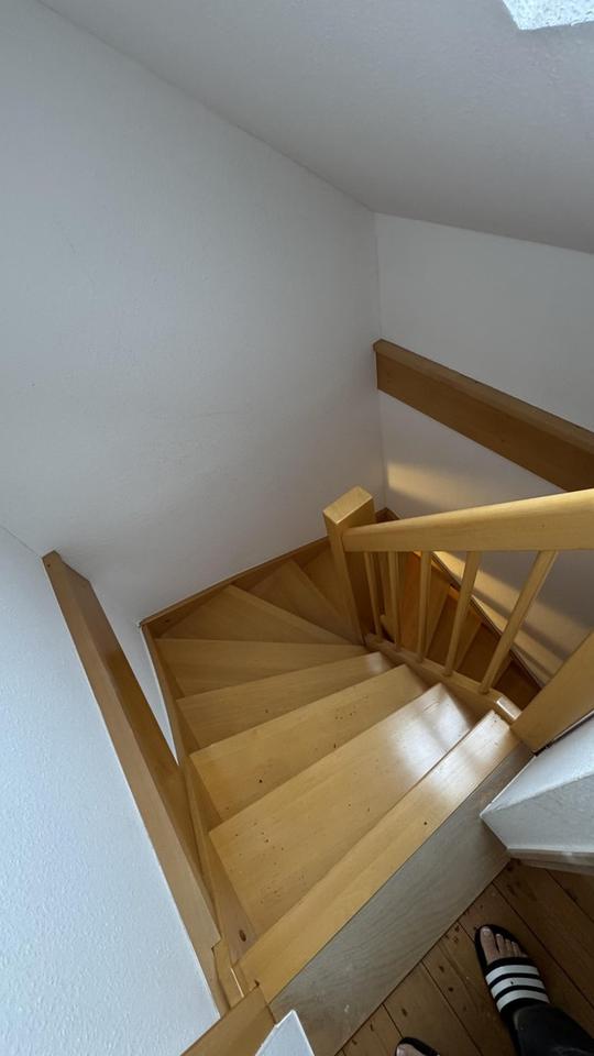 Charmantes Reihenhaus mit Garten in 08280 Aue + Garagen – Bild 9