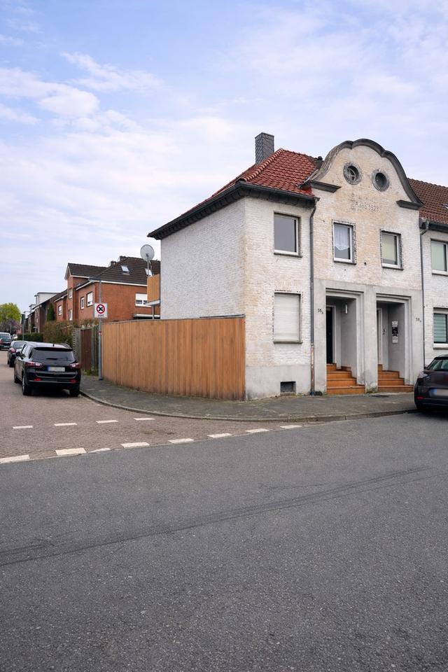 Charmantes Reihenendhaus mit Garten, Balkon & ausgebautem Dachgeschos – Bild 11