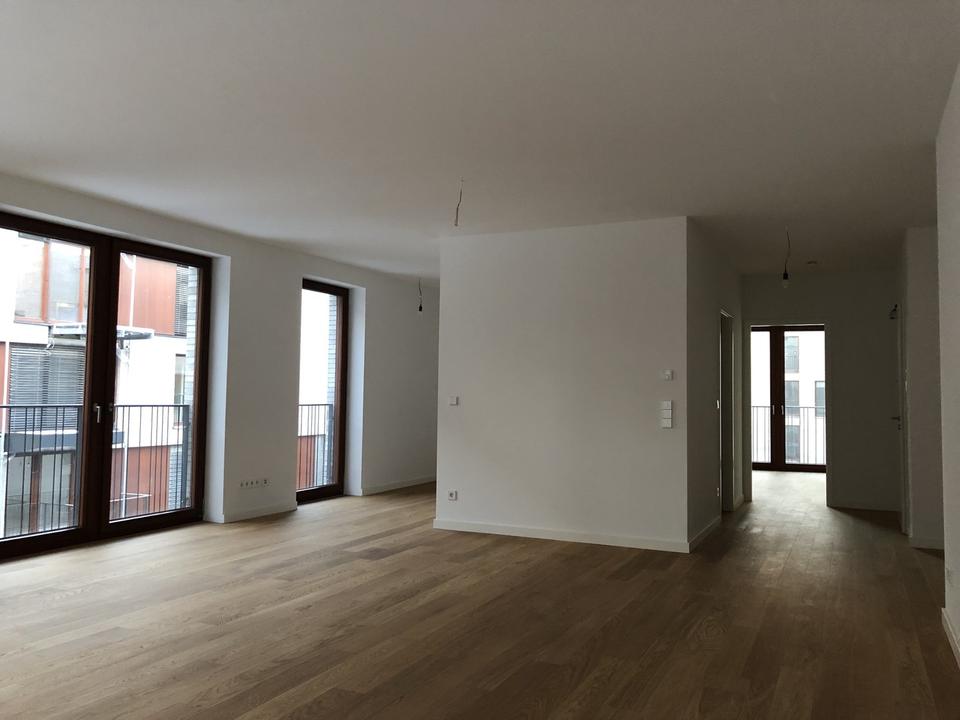 2-Zimmer Apartment mit Einbauküche, Balkon und Keller. – Bild 2