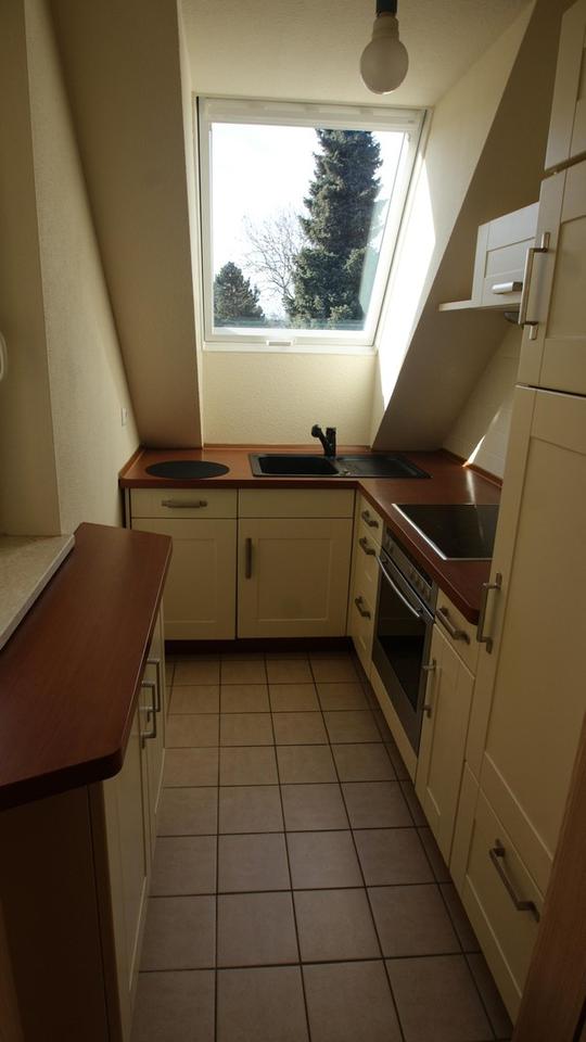 Langfristige Kapitalanlage: Wunderschöne sonnige Dachgeschoß-Galerie Wohnung (vermietet) – Bild 7