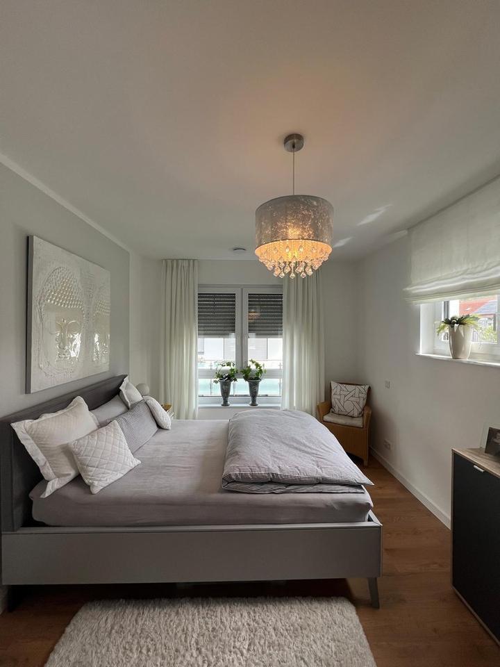 Moderne 3-Zimmer-Neubauwohnung mit Garten im Erdgeschoss – Bild 10