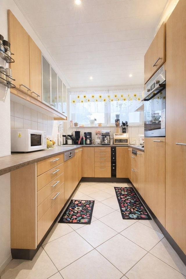 Charmante 3-Zimmer-Erdgeschosswohnung mit Loggia, EBK und Tiefgarage in zentraler Lage von Kelkheim – Bild 5