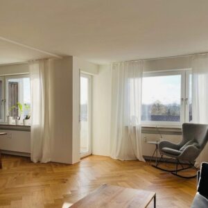 Charmante, provisionsfreie 3,5 Zimmer Dachgeschosswohnung