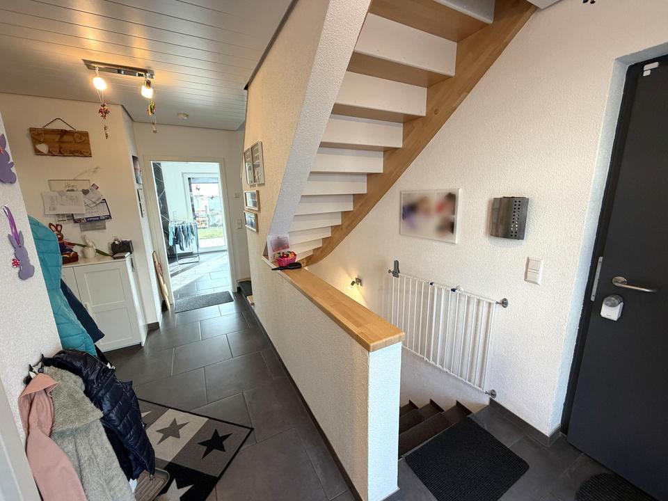 Moderne DHH mit Pergola, Garage & PV | 6 Zimmer | 148 m² | KfW-55 Standard – Bild 9