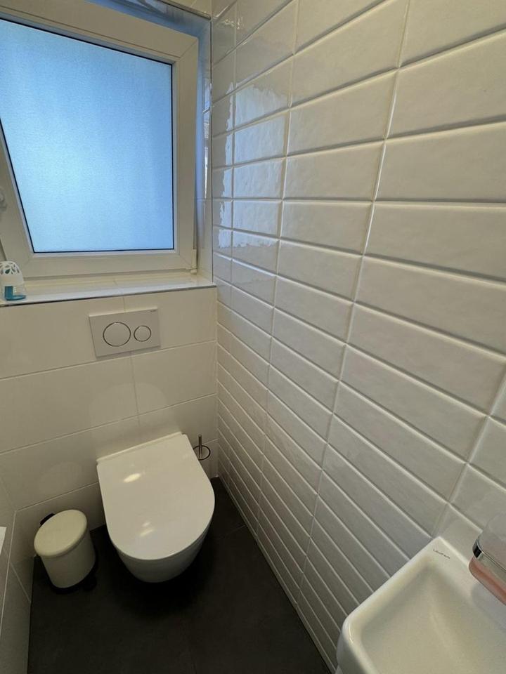 Kernsaniertes Reihenendhaus mit 2 Garagen – Bild 21