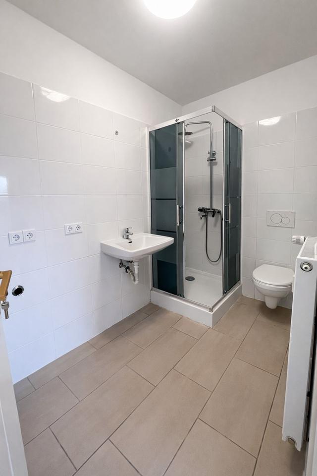 Großzügige 3-Zimmer-Wohnung mit Balkon und 2 Bädern – Warmmiete inkl. Strom & Heizkosten – Bild 6