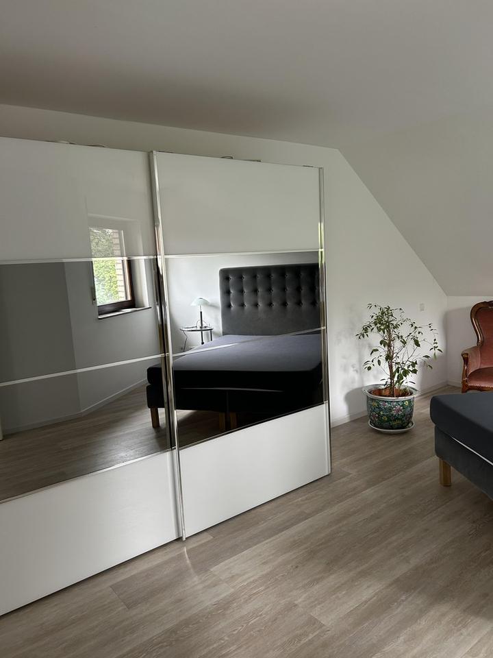 Möblierte Einliegerwohnung mit Gartennutzung und separatem Eingang sehr gute Ausstattung – Bild 12