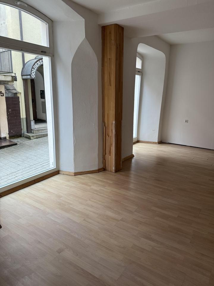 Landesgartenschau 1 Million Besucher für 5 Monate , Laden an Fußgängerzone + Marktplatz – Bild 33