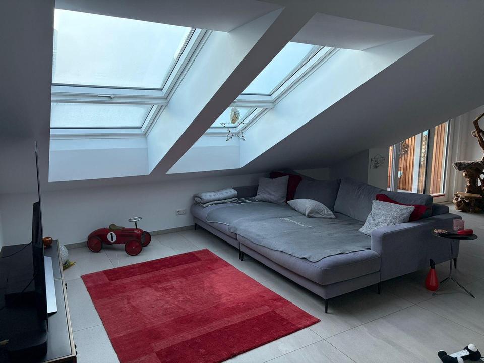 Dachgeschosswohnung in Premiumlage mit Panoramablick – Bild 20