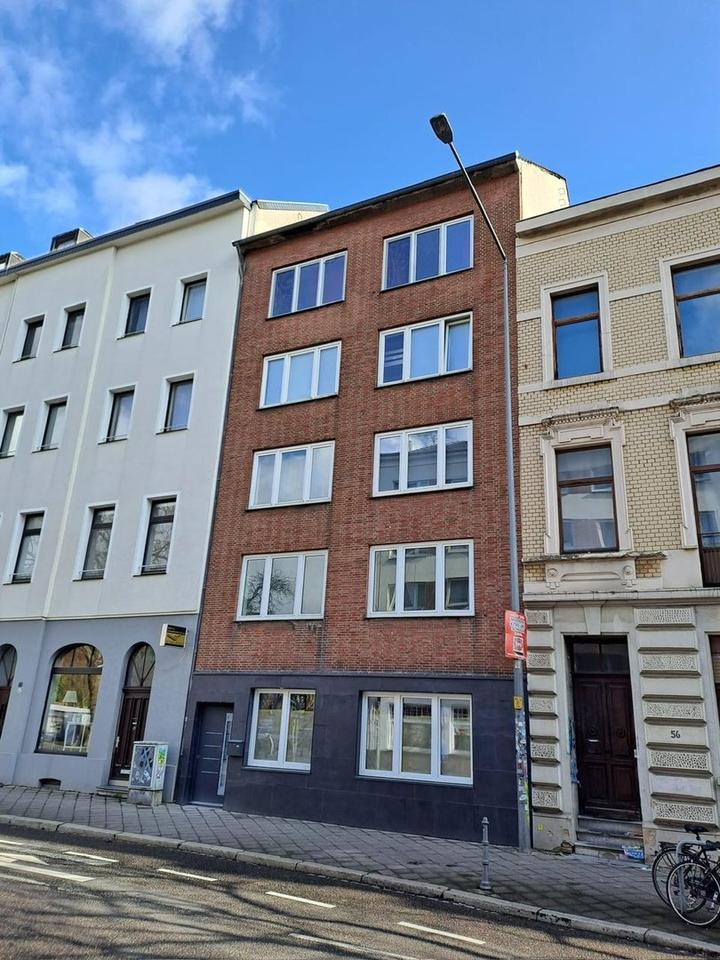 Von Privat: tolle Loft-ähnliche Maisonettewohnung mit Dachterrasse – Bild 9