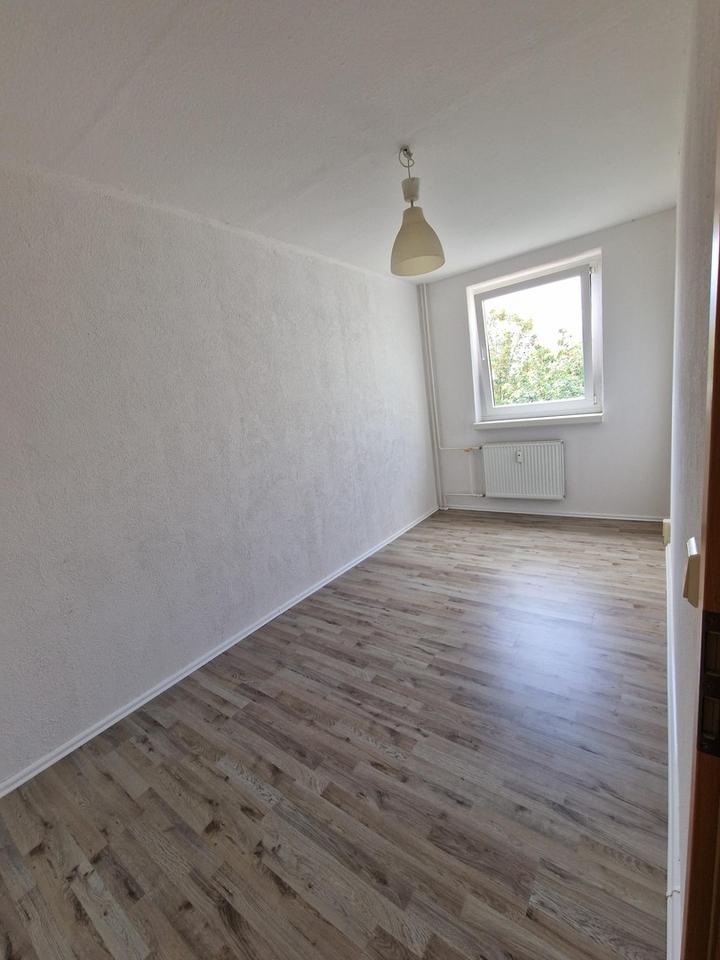 JOBCENTER zahlt Ihre Miete in Halberstadt 4-Raum 77 m² – Bild 5