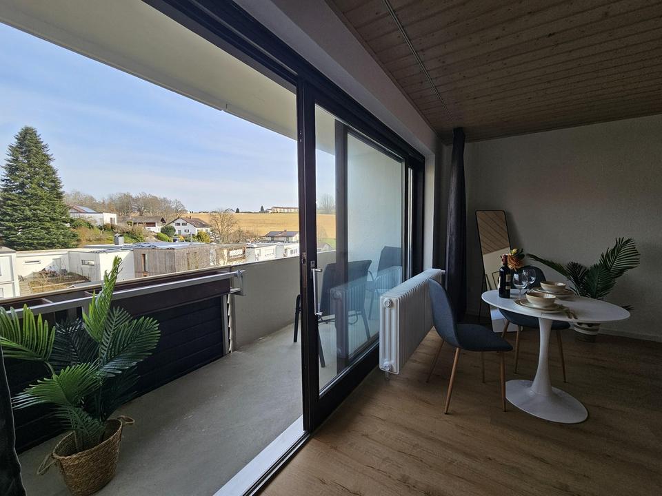 Neu renovierte & möblierte Wohnung mit Balkon und Aufzug in Passau-Grubweg – Bild 3