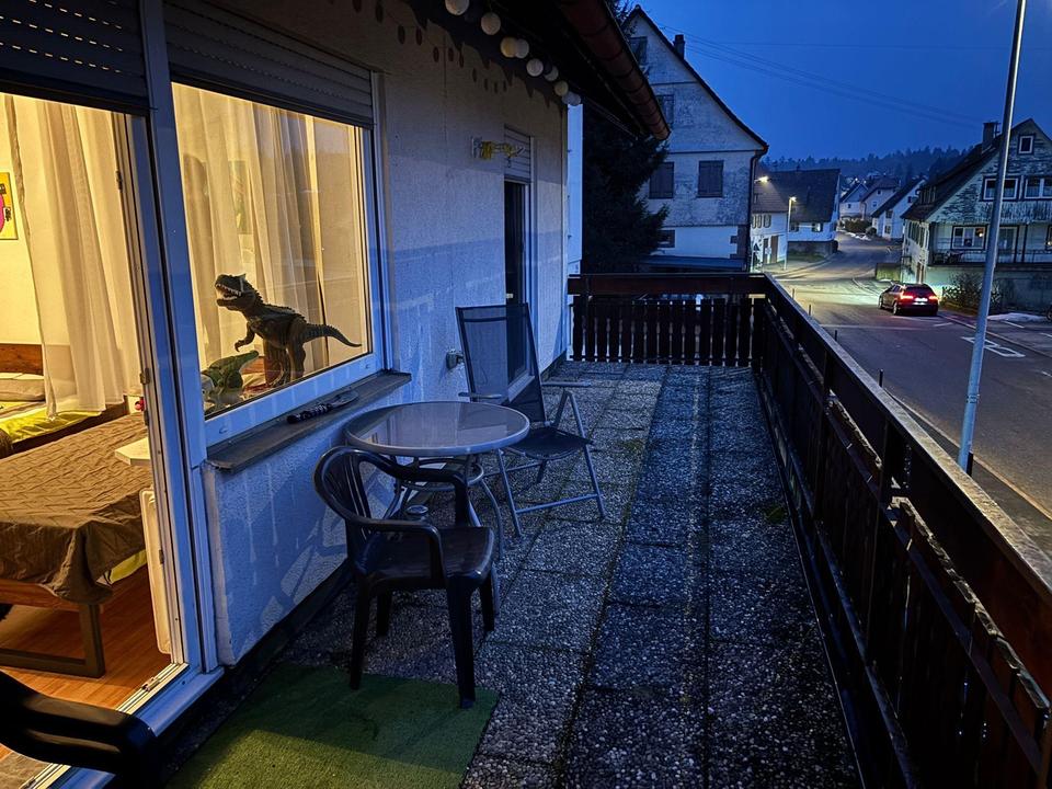 Gepflegte 4-Zimmer-Wohnung inkl. Terrasse und Balkon – Bild 16
