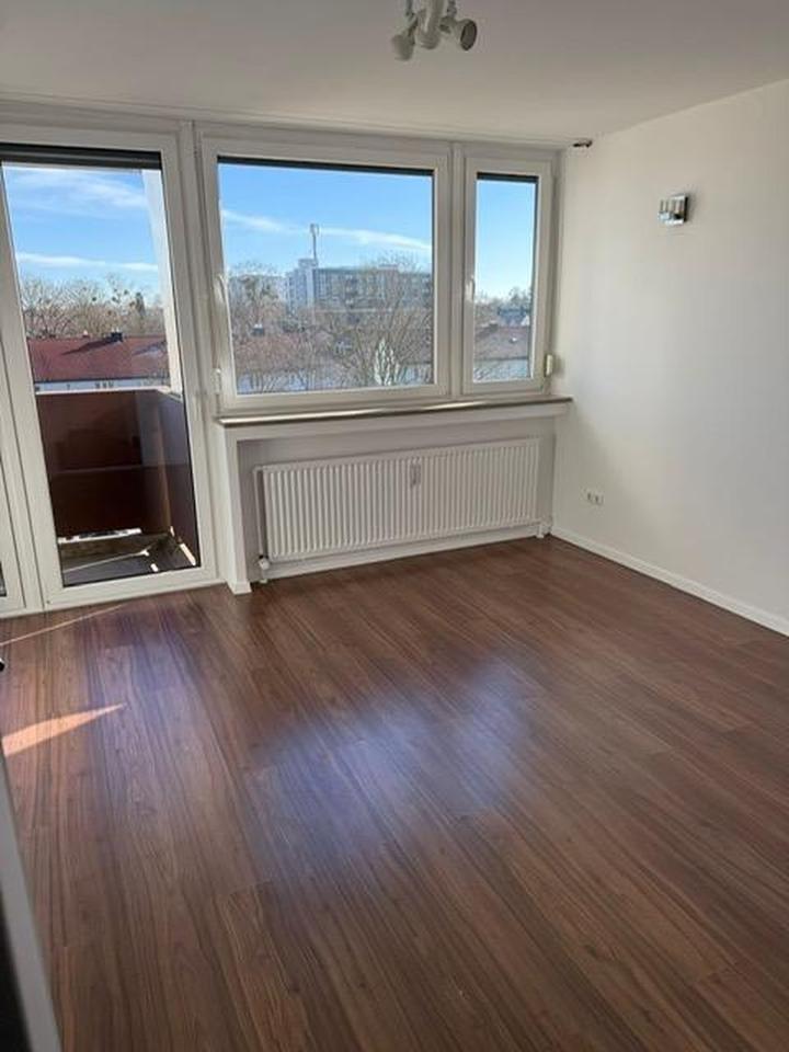2 Zimmer Wohnung in München Moosach – Bild 5