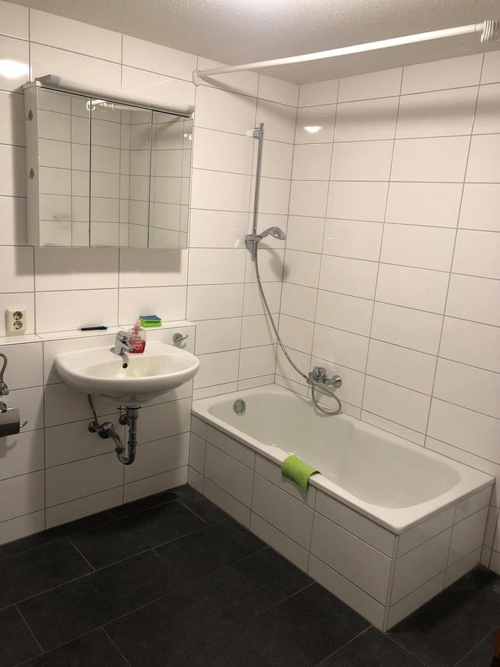 Blick & Lage!! helle - unvermietete 3,5 Zimmerwohnung ca. 88 qm mit Südbalkon – Bild 18