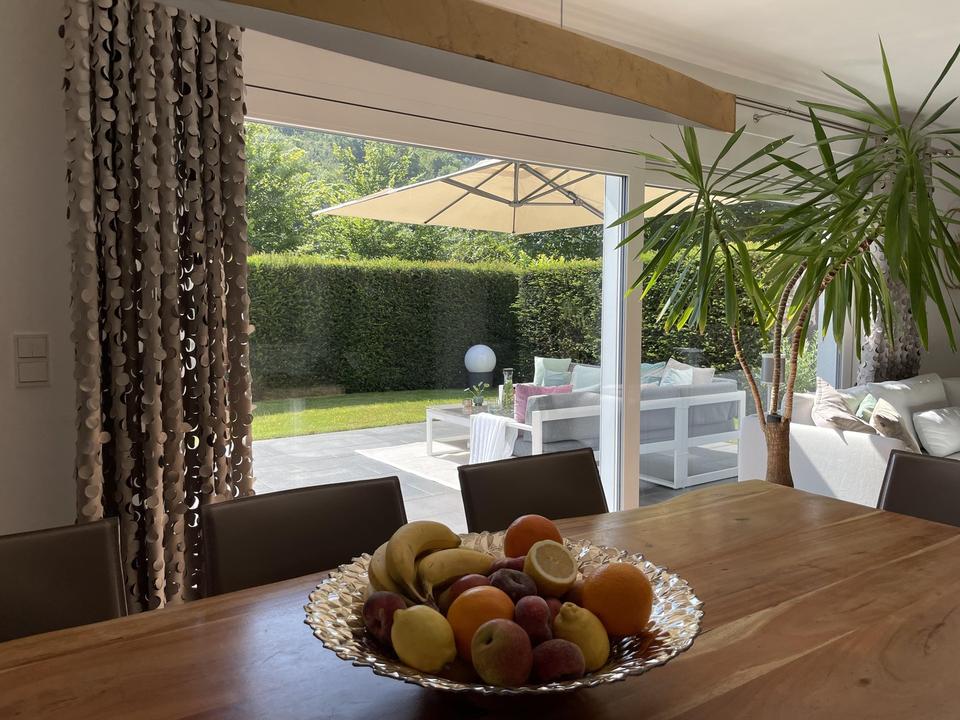 Moderne, neuwertige DHH (Effizienzklasse A) mit Einliegerwohnung - provisionsfrei – Bild 17