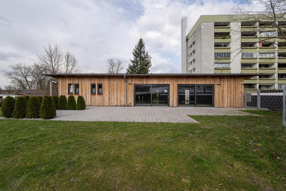 Neu renovierte 2 Zi-Whg m. Balkon voll möbliert mit Schwimmbad – Bild 17