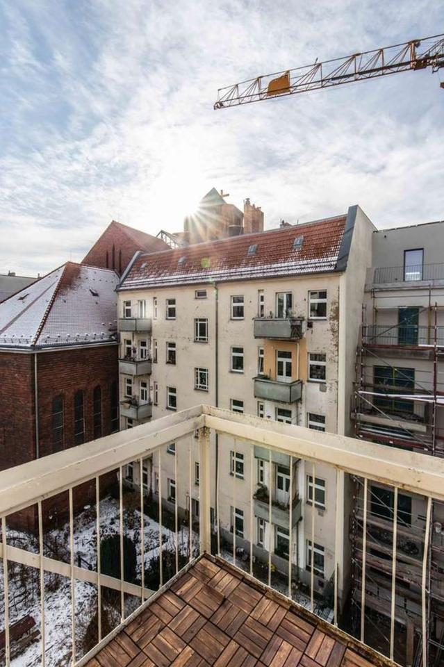 Stucktraum & Südwestbalkon im Herzen von Prenzlauer Berg – Bild 6